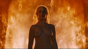 Emilia clarke naked