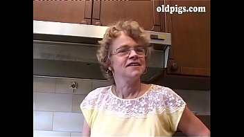 Old housewife porn