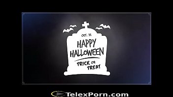 Xvideos halloween