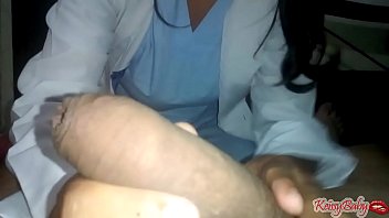 Doctoras masturbándose