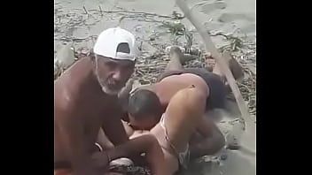 Porno sexo en la playa