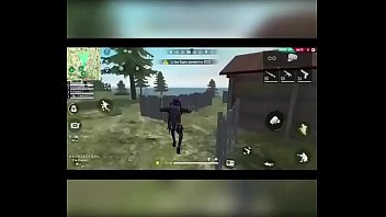 Jugando free fire tik tok