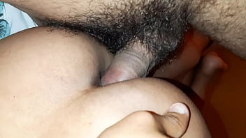 Sexo anal le duele