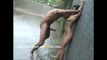 Sexo en lluvia