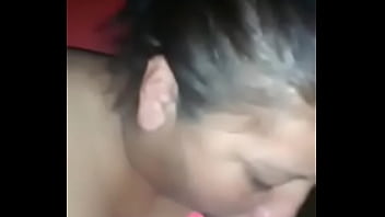 Sexo oral a una mujer