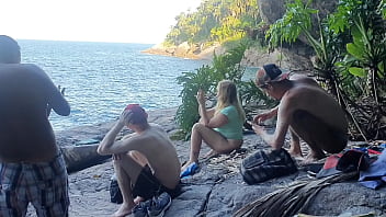 Videos de nudistas en la playa