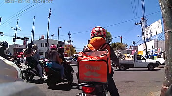 Mujeres hermosas en moto