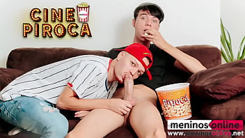 Cine gay online hot