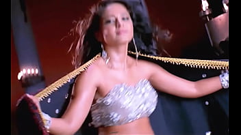 Anushka shetty hot scene