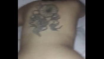 Tatuajes de lunas en la espalda