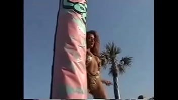 Hawaii bikini contest