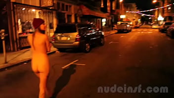 Desnudo por la calle